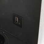 Applique murale noire en métal avec chargeur sans fil et ports USB