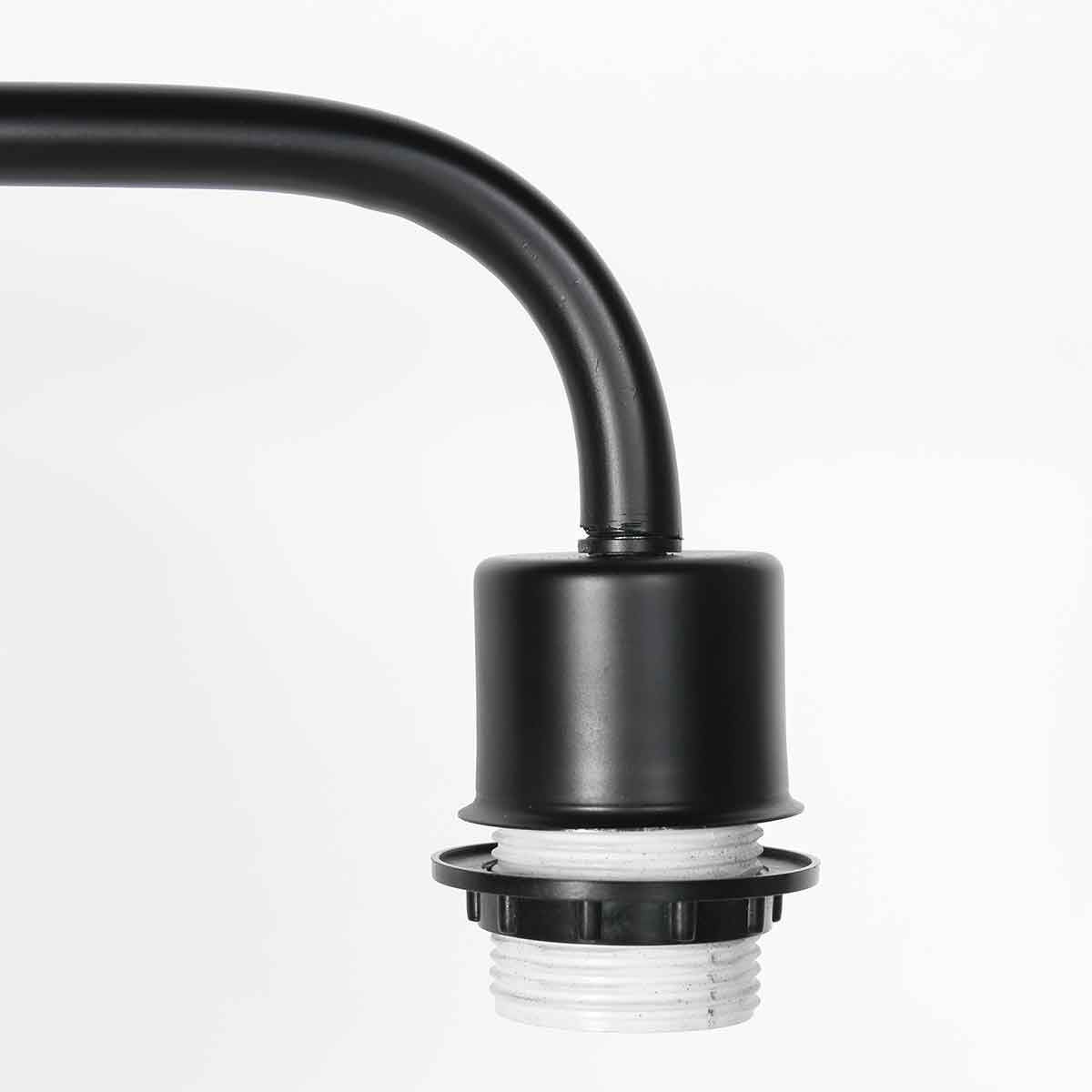 Lampadaire noir avec abat-jour tressé naturel et bras orientable – H165 cm