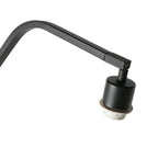 Lampadaire en métal noir à bras déporté avec abat-jour cannage – H173 cm