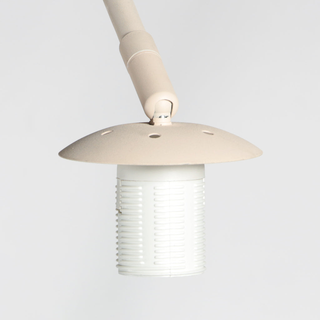 Lampadaire arc en métal crème abat-jour rotin tressé – H240 cm