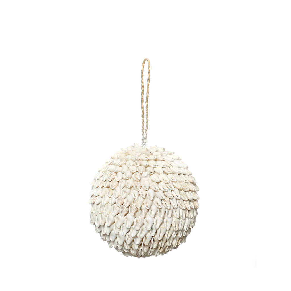 Boule déco en coquillages blancs – Ø9 cm