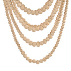 Suspension en perles de bois naturel silhouette goutte – H80 cm