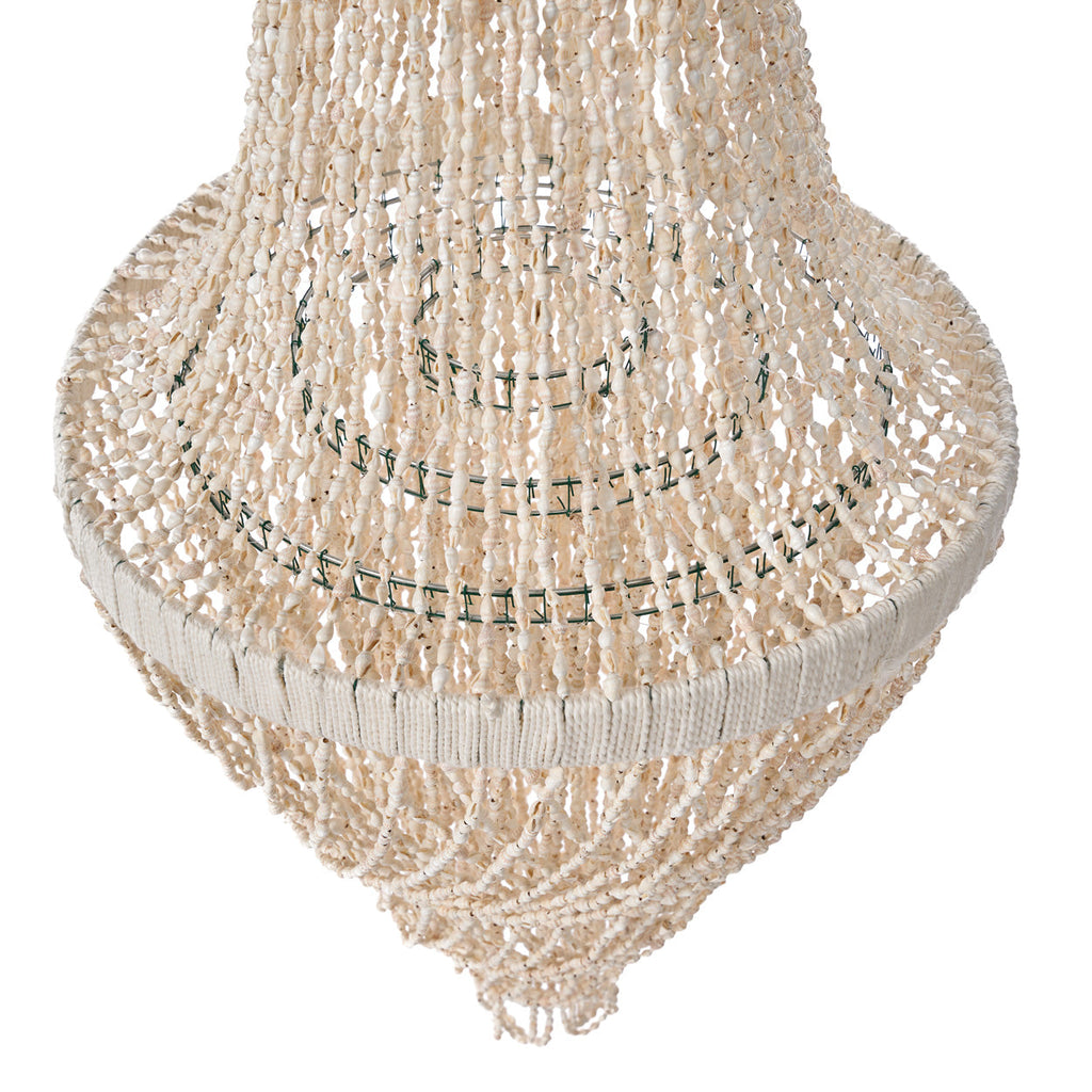Suspension en coquillages beige en cascade pour salon – H85 cm