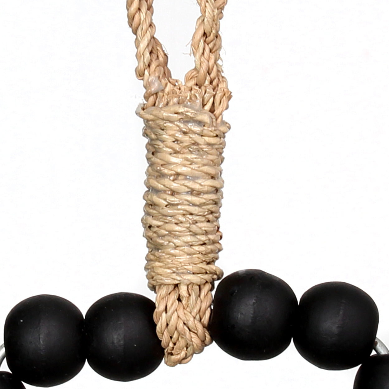 Croix murale décorative en bois noir perlé avec corde de suspension