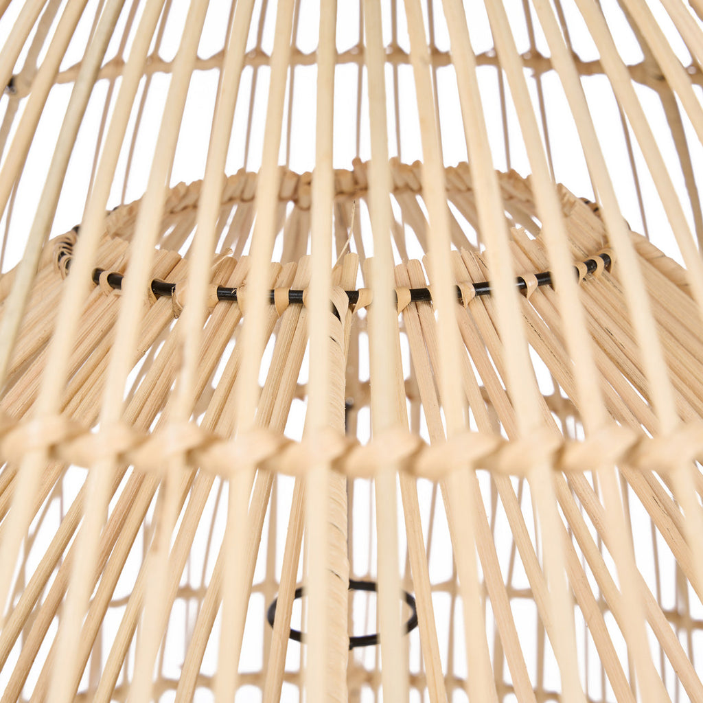Suspension en rotin naturel forme cloche ajourée – Ø82 cm