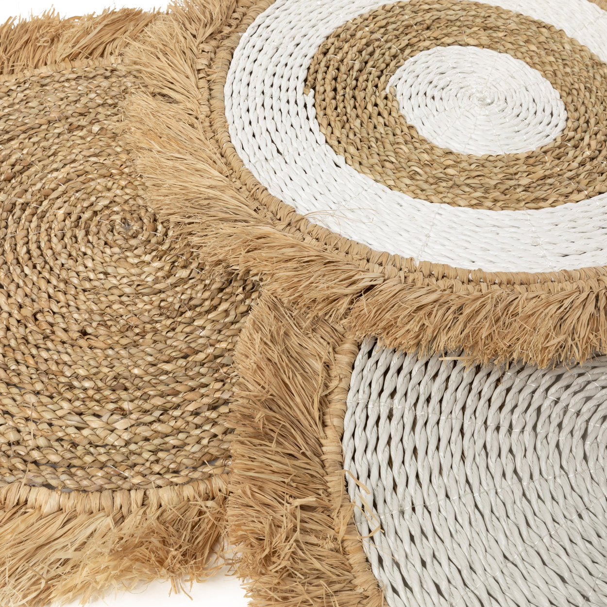 Set de table rond en raphia et herbe marine 45 cm