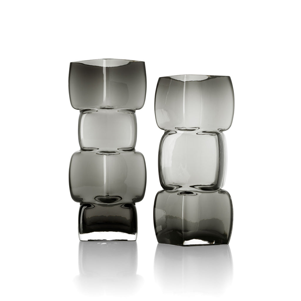 Vase décoratif en verre fumé forme totem gris foncé – H30 cm