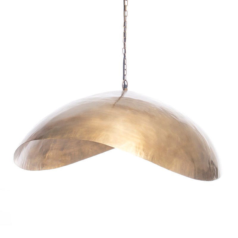Suspension en métal martelé laiton torsadé XL – 100x70 cm