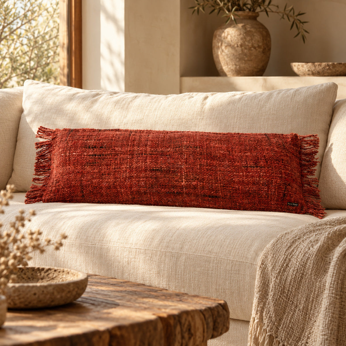 Housse de coussin rouge cerise à franges – 35x100 cm