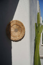 Suspension murale ronde en sisal naturel avec franges concentriques – Ø60 cm