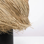 Lampe à poser cylindrique en paille tressée noir et naturel – H55 cm