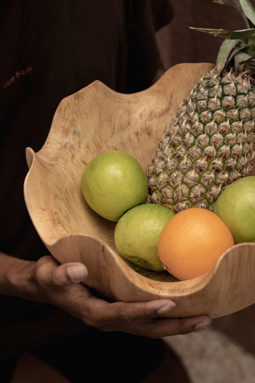 Bol en bois de teck naturel bord ondulé pour fruits et décoration