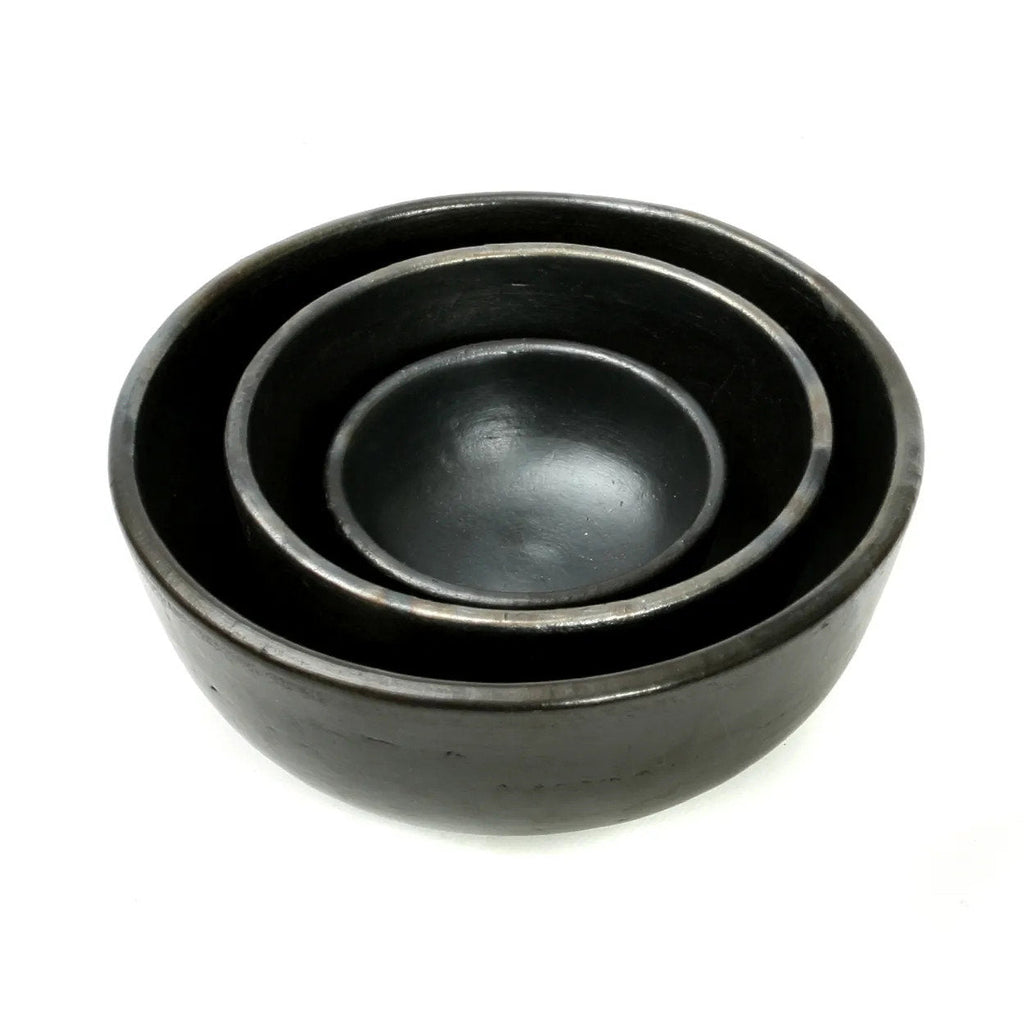 Bol rond en terre cuite brûlée noir finition irisée