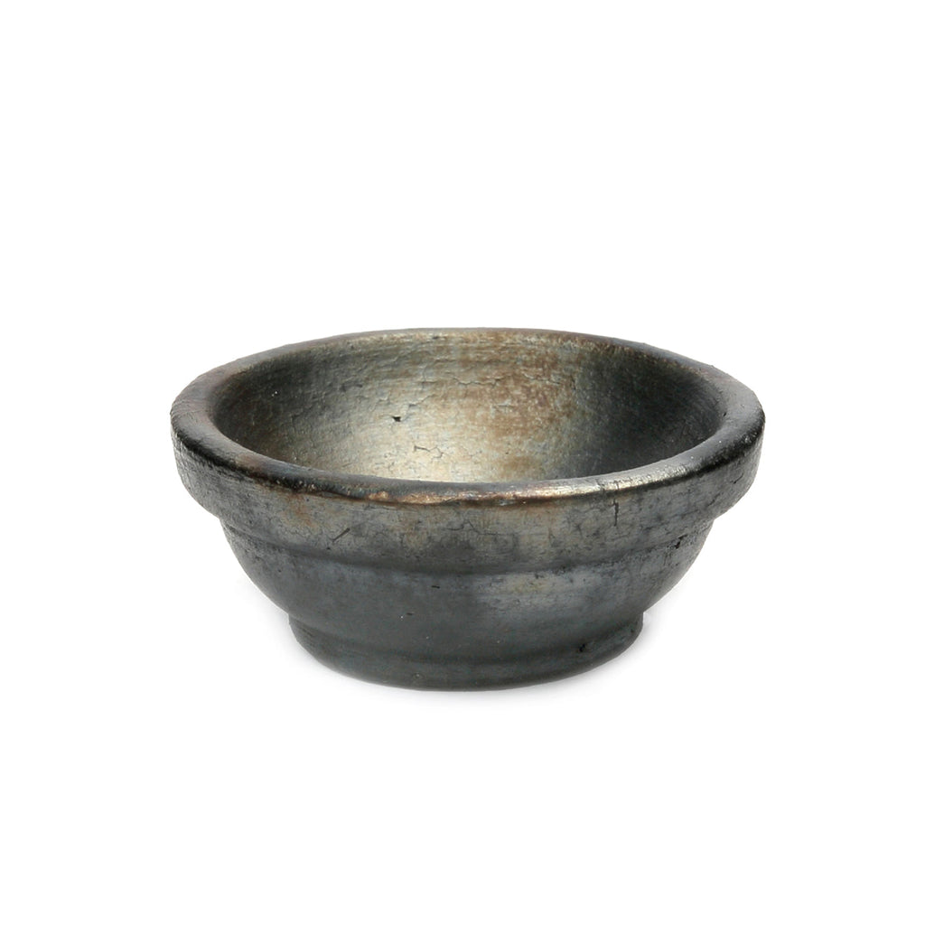 Bol rond en terre cuite brûlée noir aspect patiné