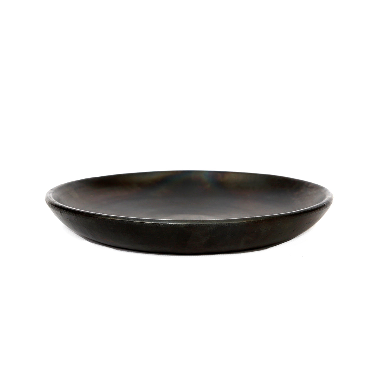 Assiette ronde en terre cuite brûlée – Noir profond – Ø26 cm
