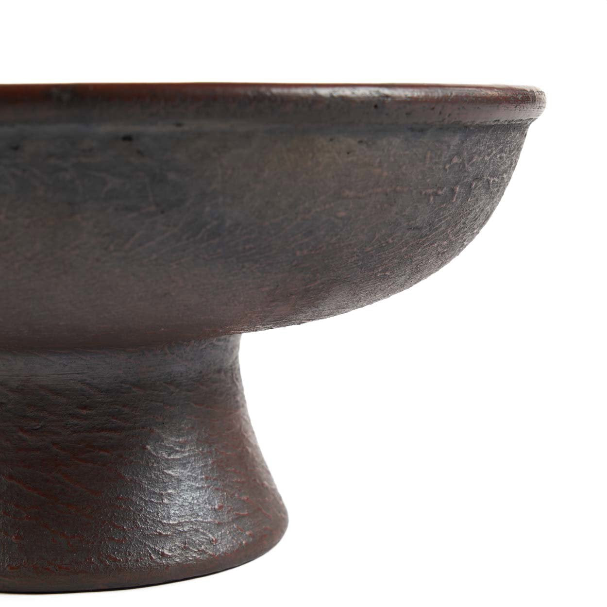 Coupe sur pied en céramique terre cuite texturée aspect patiné – Ø30 cm