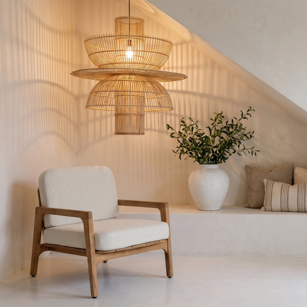 Suspension en rotin naturel forme fleur ajourée – Ø65 cm