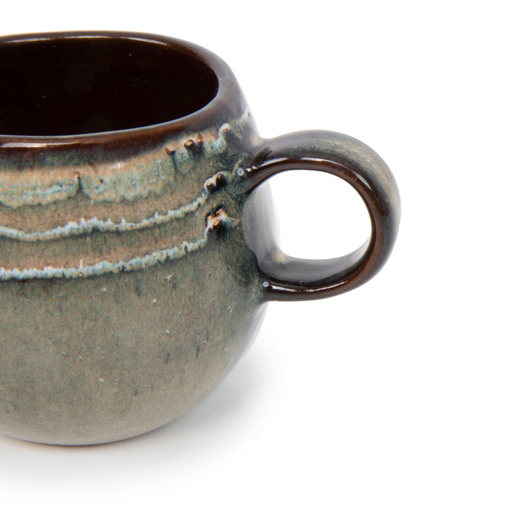 Tasse espresso en céramique artisanale vert sauge et brun Portugal