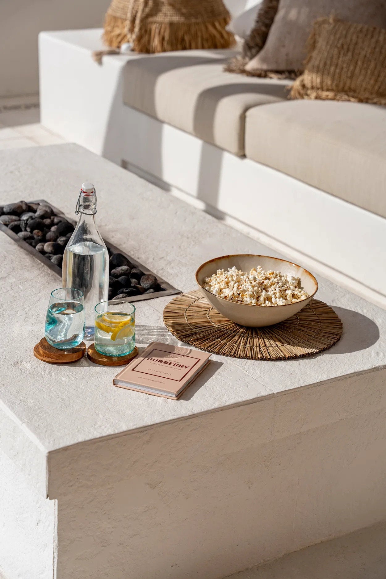 Bol de service en céramique blanche bord doré – Ø32 cm