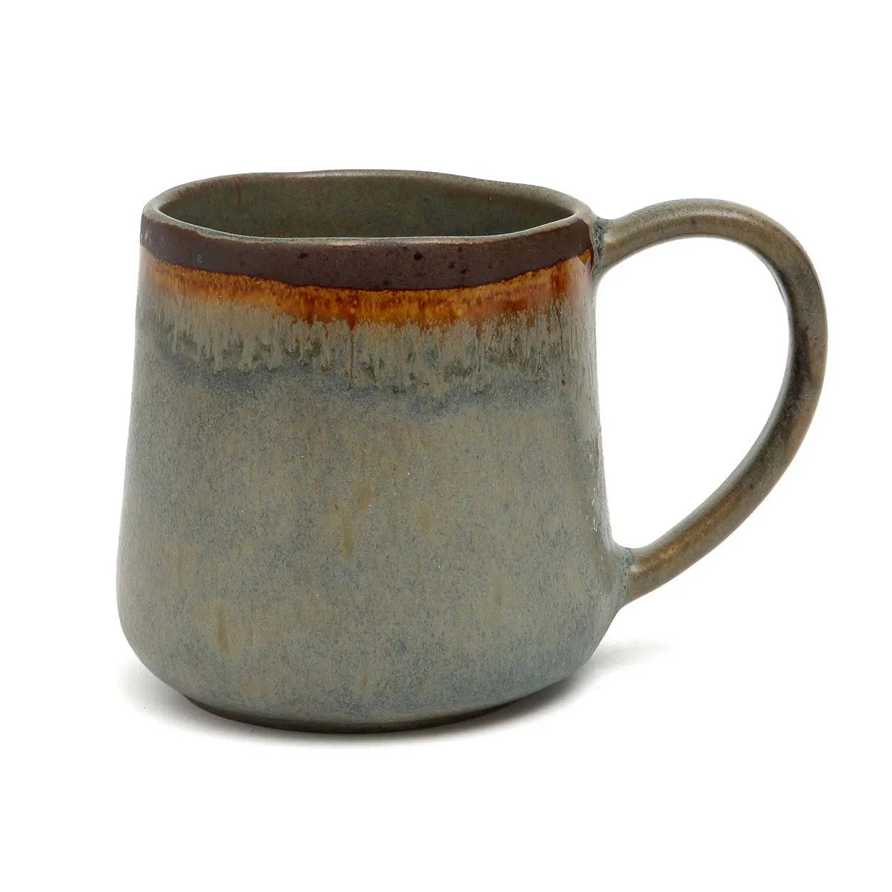 Mug en grès artisanal émaillé gris bleuté et brun