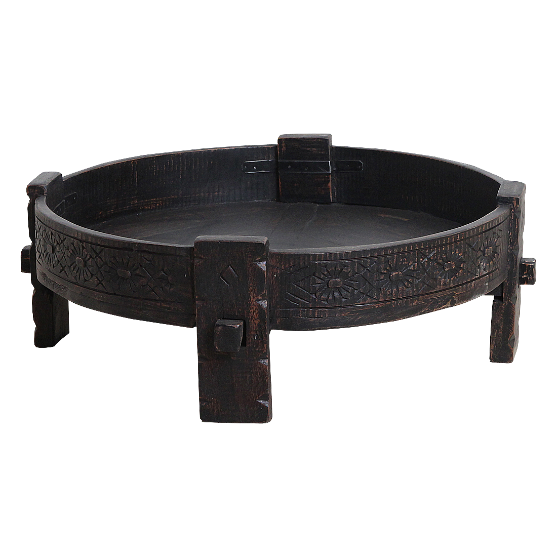 Table basse ronde en bois sculpté noir patiné – Ø73 cm
