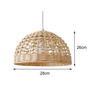 Dimensions de l'abat-jour en rotin : 28 cm de large et 26 cm de hauteur