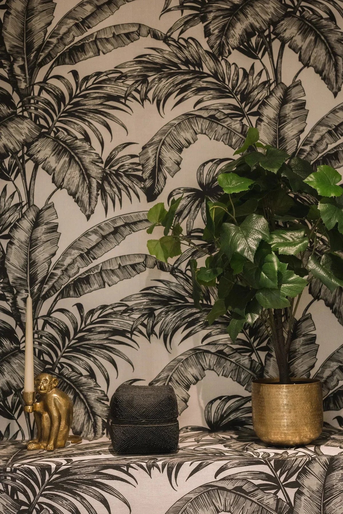 Boîte décorative perlée noire en bambou motifs chevrons avec couvercle