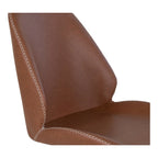 Chaise de salle à manger en cuir cognac avec dossier arrondi et pieds métal noir