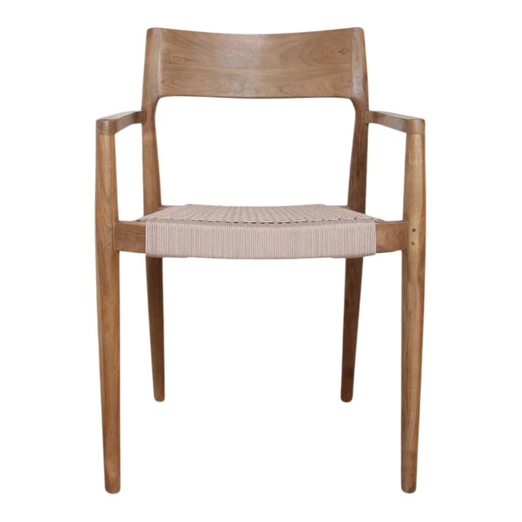 Paire de chaises en teck naturel avec accoudoirs et assise en corde beige