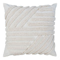 Coussin décoratif écru en coton à motif géométrique tufté