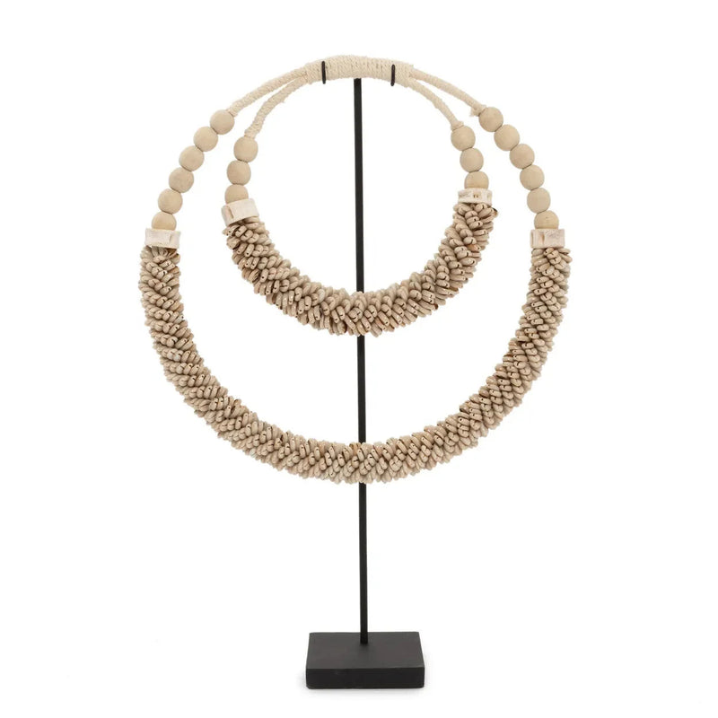 Décoration sur pied en coquillages – Double cercle naturel
