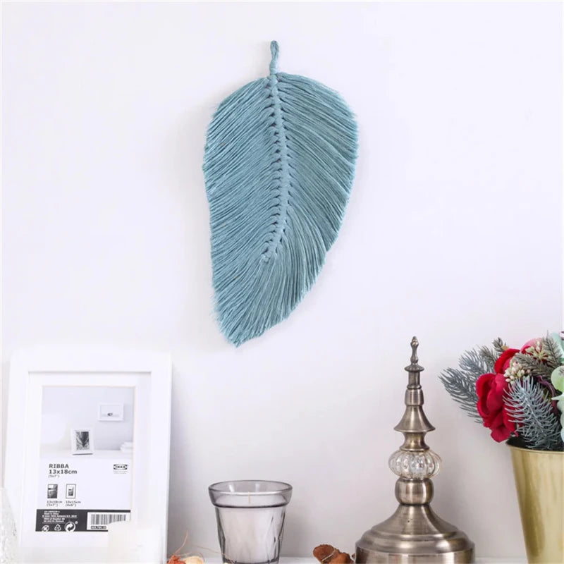 Feuille murale en macramé bleu, ajout de couleur douce et apaisante pour une déco murale nordique