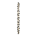 Bracelet perlé noir et blanc au design moderne torsadé