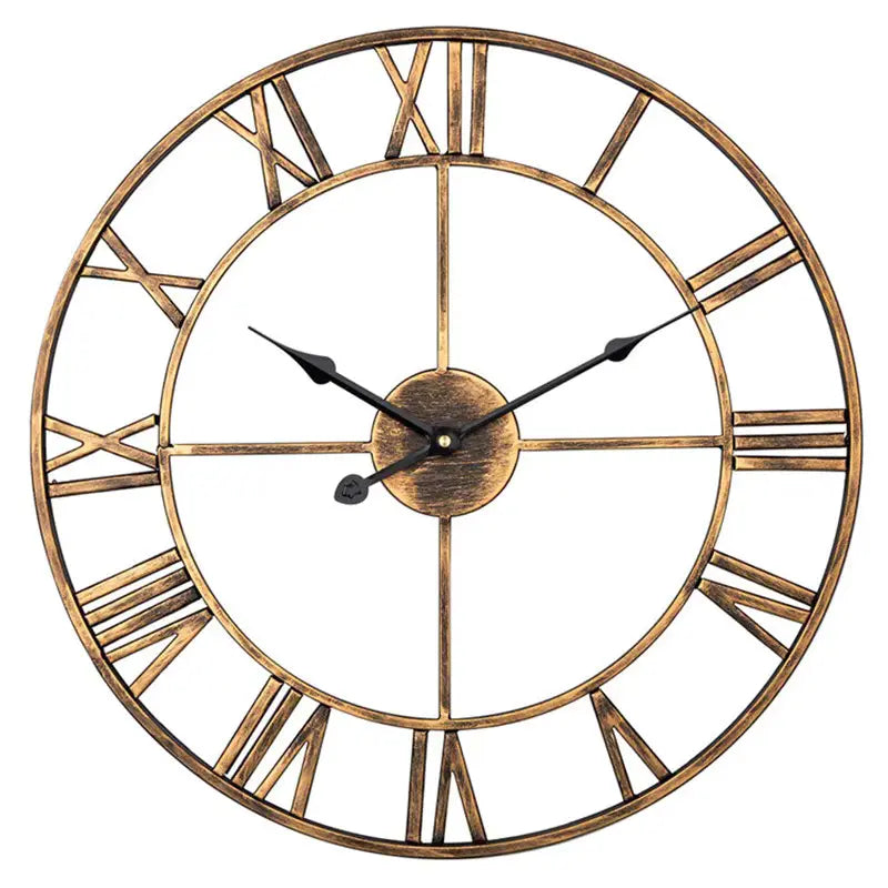Horloge murale 40 cm en métal doré avec chiffres romains, style vintage.