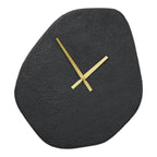 Horloge murale noire en ciment forme galet, aiguilles dorées, 38x45 cm
