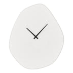 Horloge murale organique en ciment blanc cassé 28x33 cm