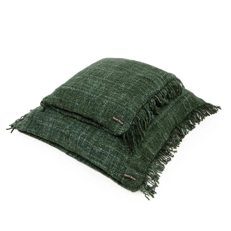 Housse de coussin 60x60 en coton vert forêt à franges