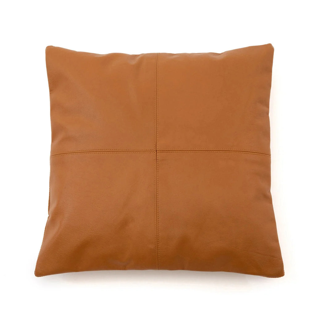 Coussin carré en cuir camel avec couture croisée de 40x40 cm