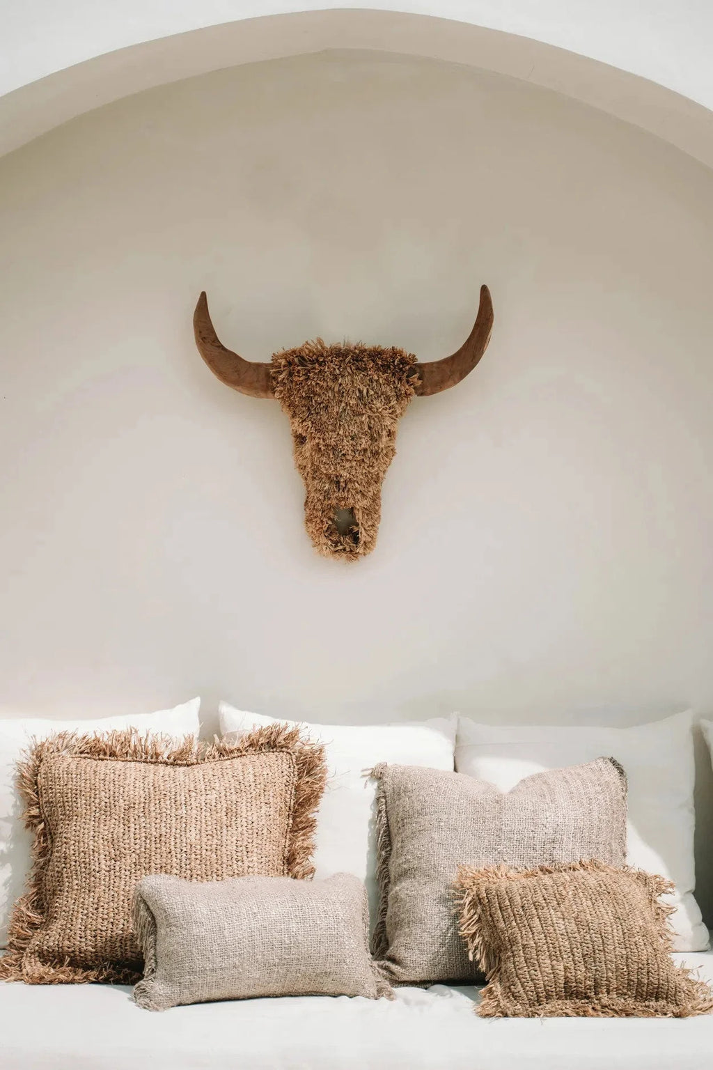 Tête de bœuf décorative en fibres naturelles avec cornes, idéale pour Housse de coussin coton beige 60x60 cm