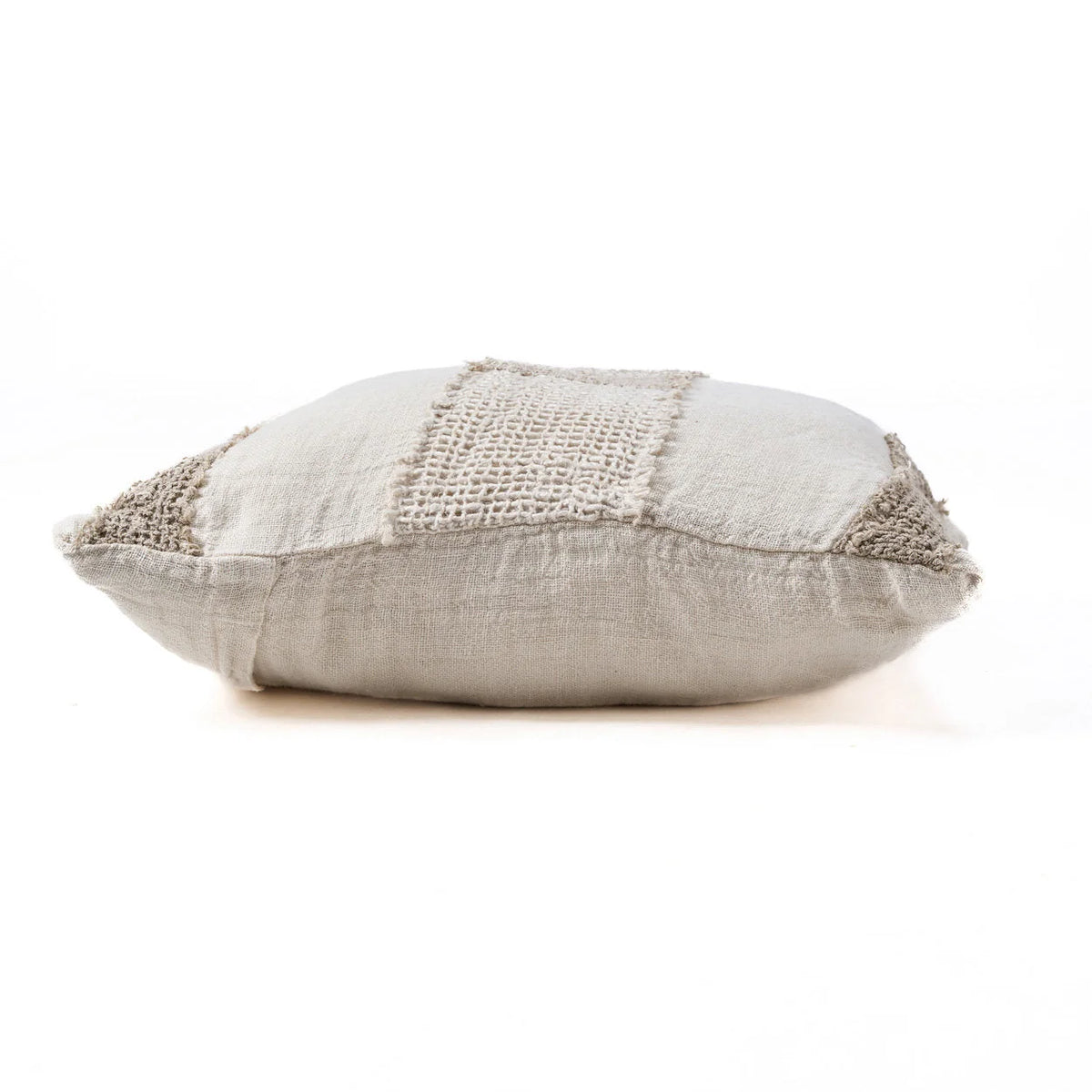 Housse de coussin en lin texturé écru beige naturel tissé