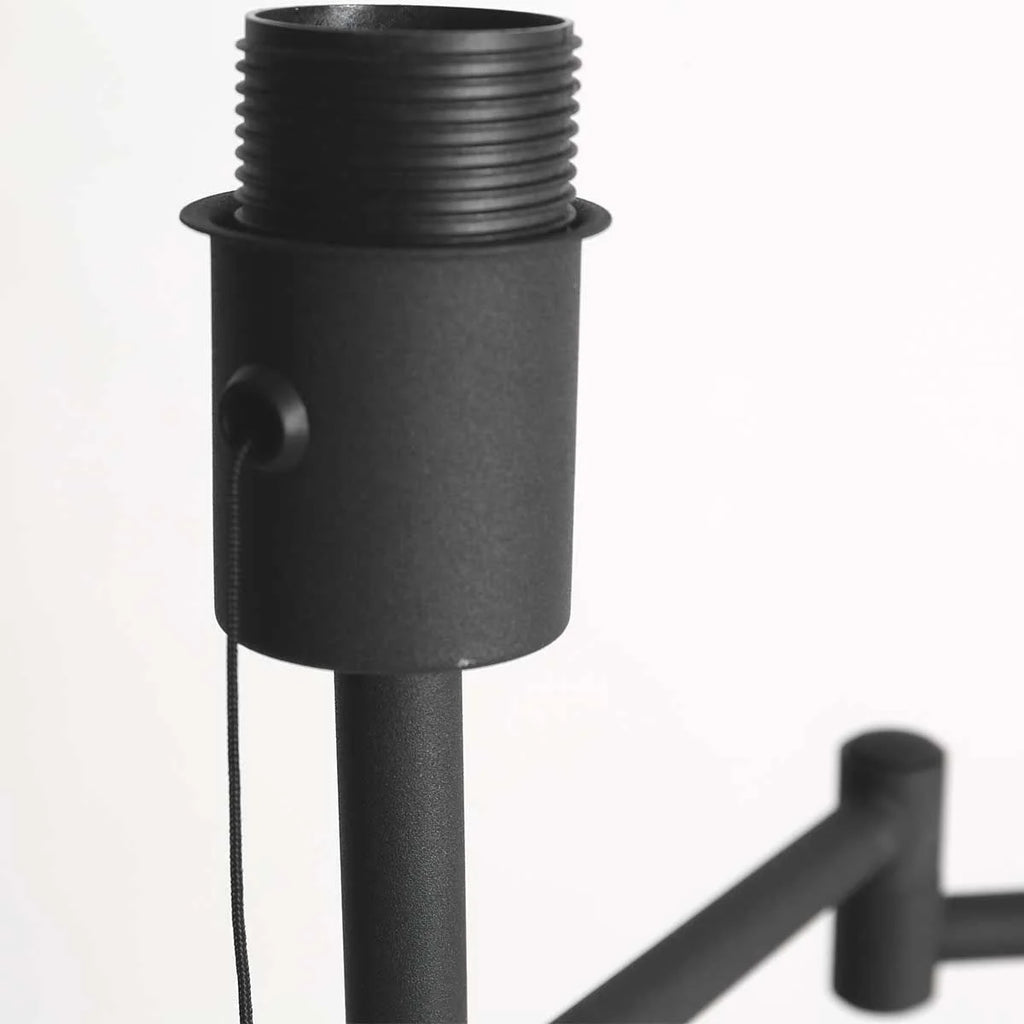 Ampoule noire avec prise filetée et chaîne de suspension pour Lampadaire noir en métal