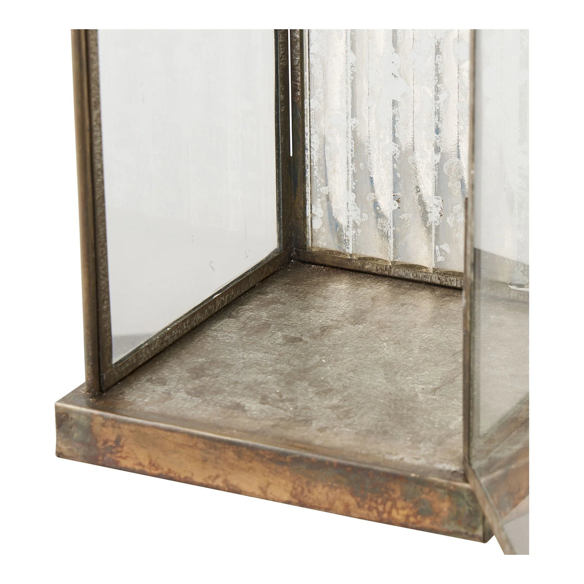 Lanterne en métal vieilli et verre strié avec anse, H49 cm
