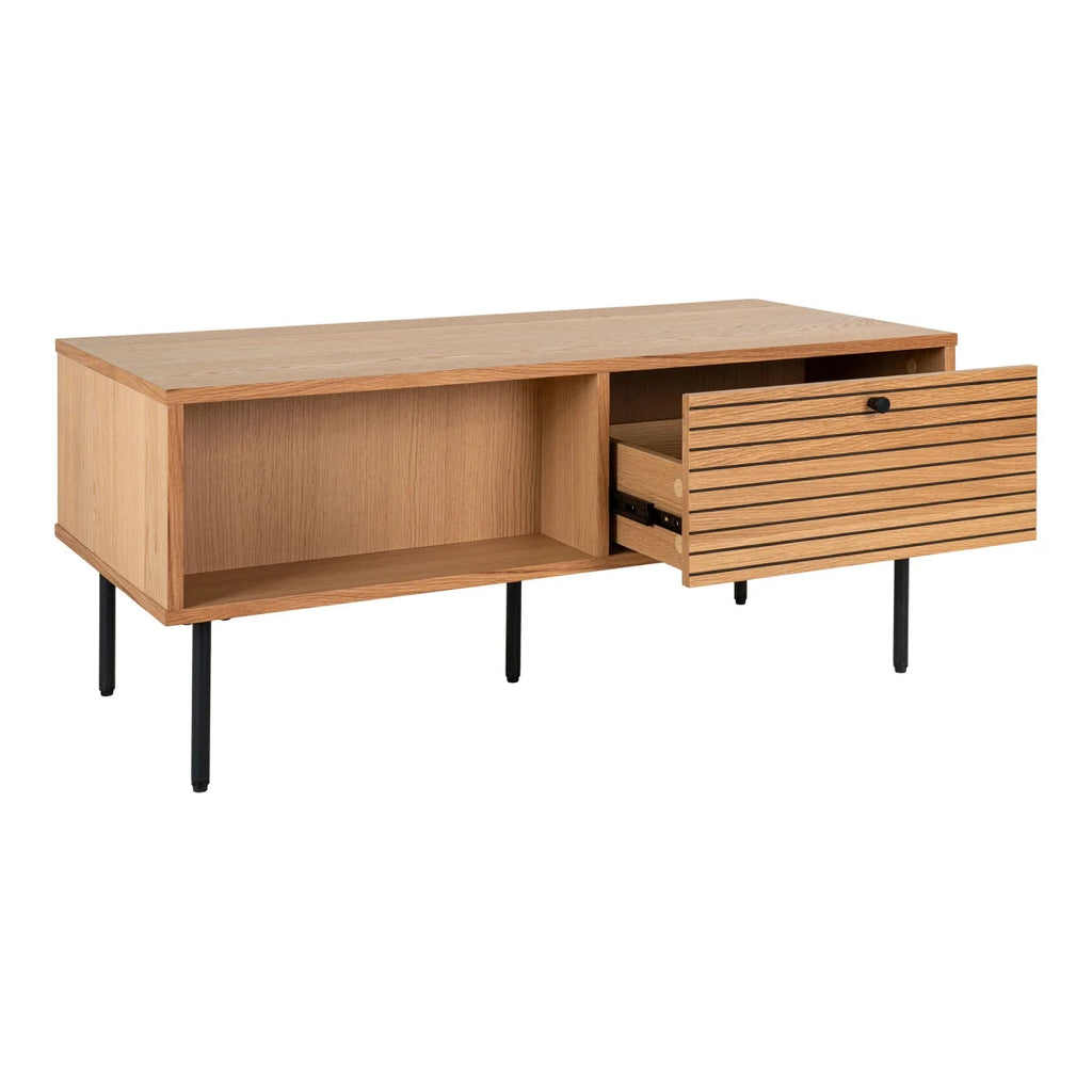 Table basse en bois clair moderne avec tiroir à lattes et pieds en métal noir