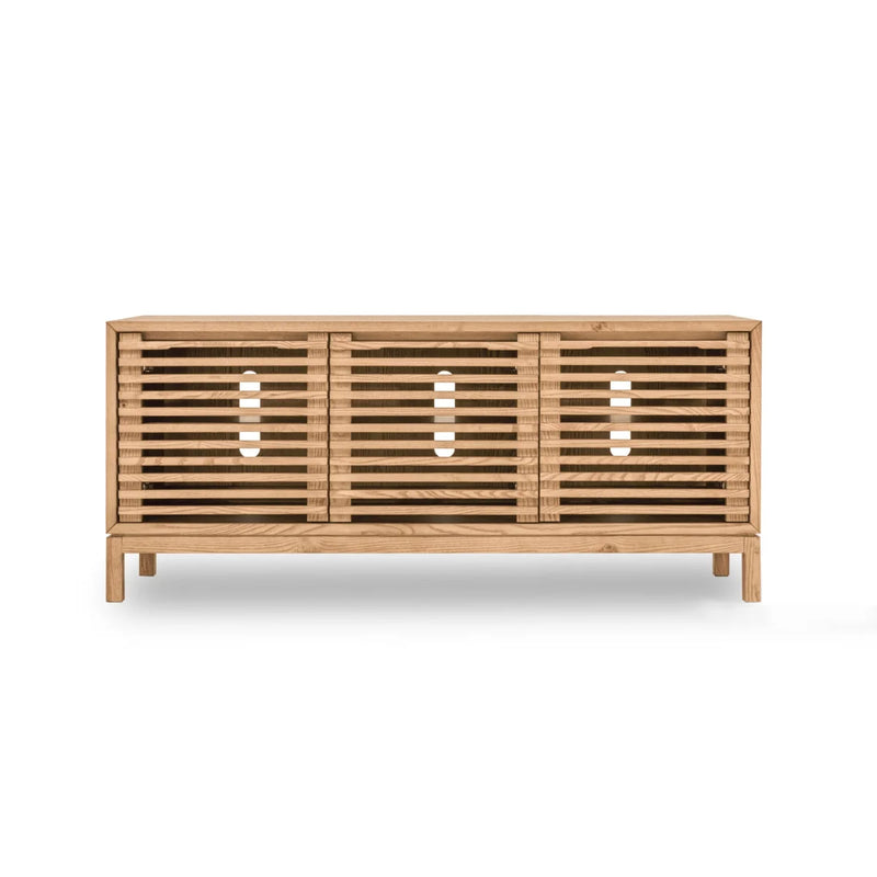 Meuble TV en bois clair à lattes ajourées pour salon – 124x46 cm