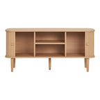 Table console en bois clair de chêne avec côtés rainurés verticaux et pieds effilés – 113x40 cm