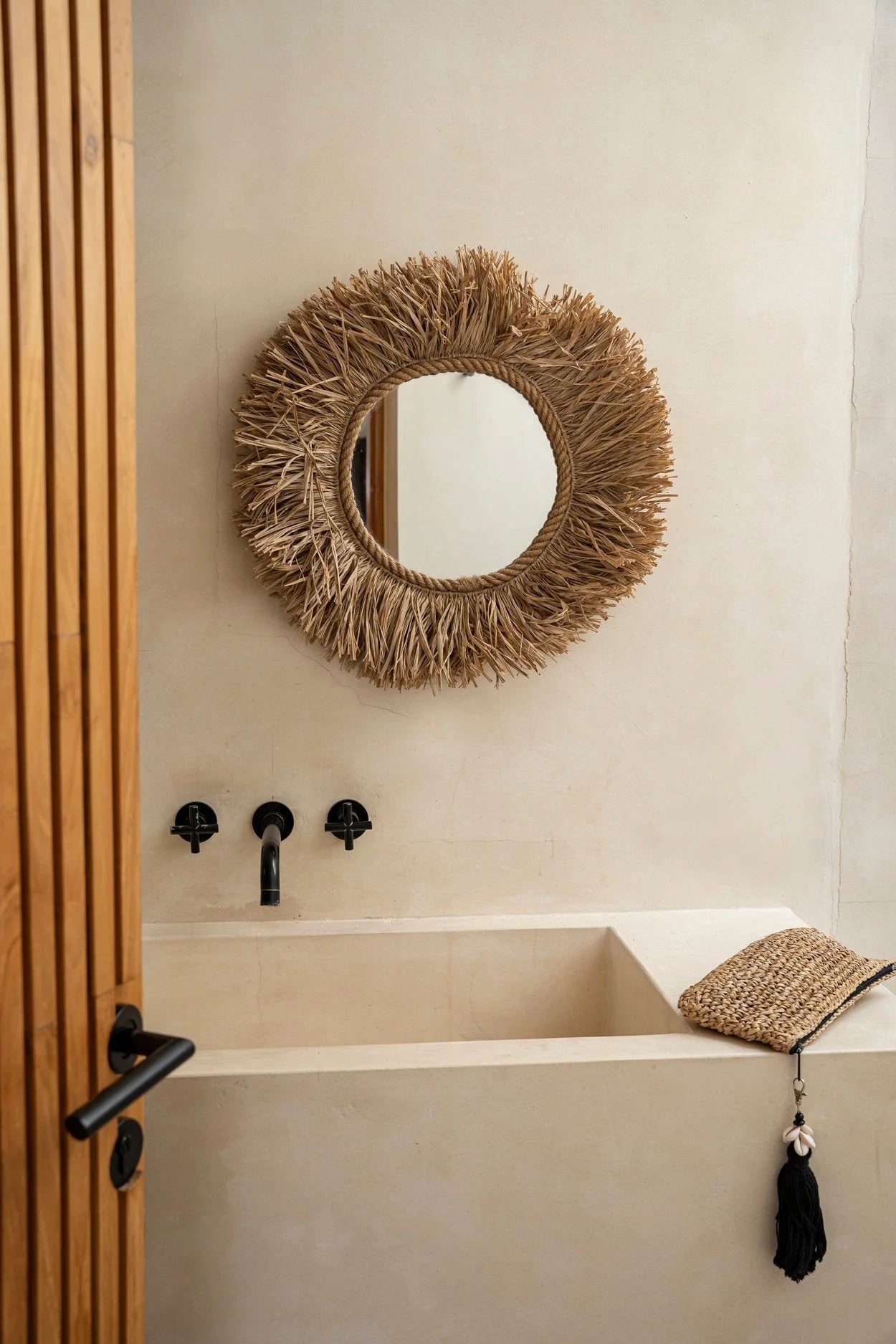 Miroir mural rond en fibres naturelles tressées couleur naturelle – Ø60 cm