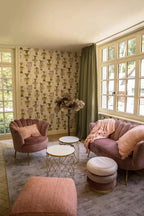 Canapé en velours rose saumon poussiéreux avec tufting en canal, parfait pour la décoration élégante