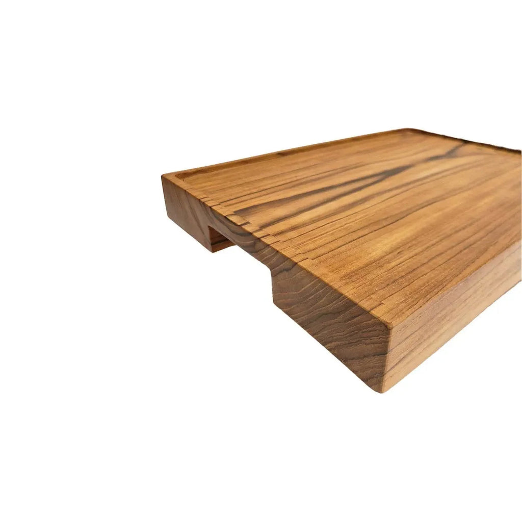 Plateau en teck rectangulaire finition lisse naturel pour café ou desserts