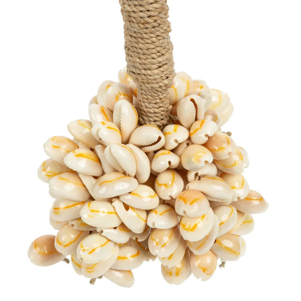 Décoratif en coquillages naturels fait main avec cluster de coquilles cowrie et corde