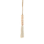 Pompon mural avec coquillages naturels et coton écru rose, attache rideau beige coquillage et gland